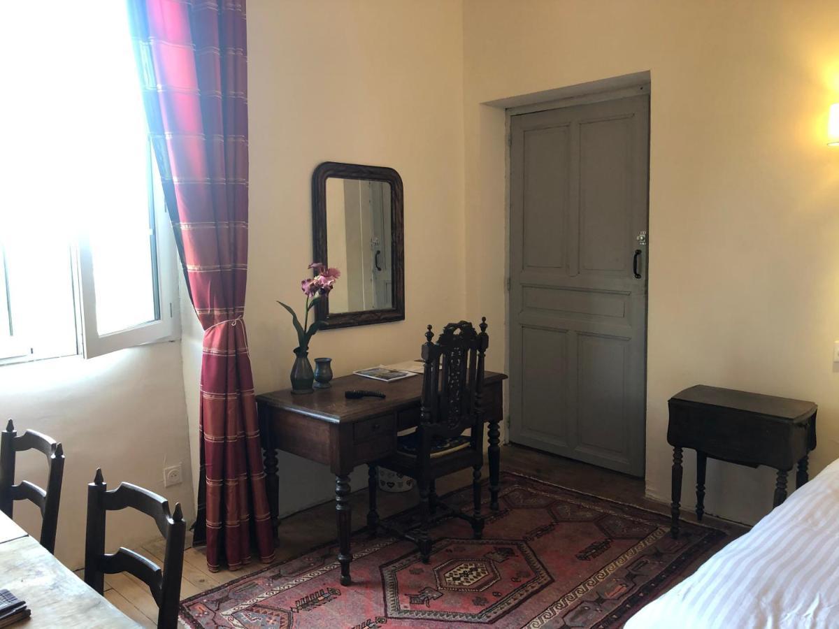 Ancien Hotel Aux Moines Pierrefitte St Lo Saint-Lô Habitación foto